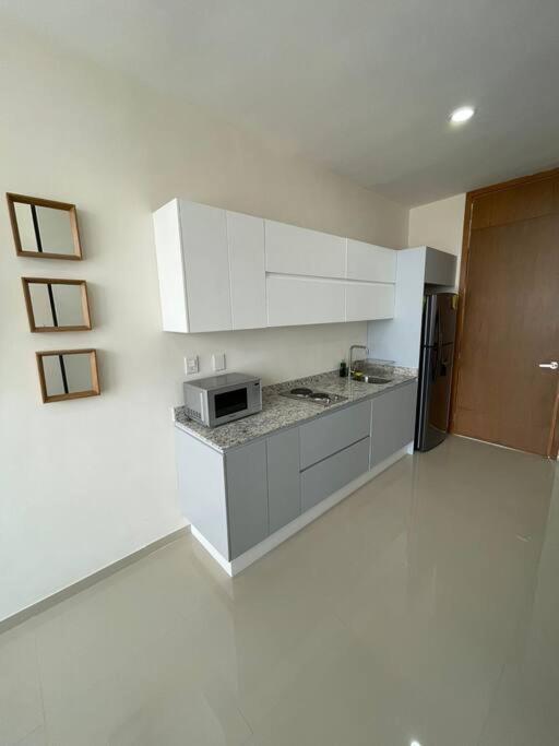Soho 15 A Una Cuadra Del Malecon Y Playa ماساتلان المظهر الخارجي الصورة